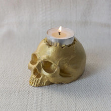 Load image into Gallery viewer, Concrete Skull Tealight Holder