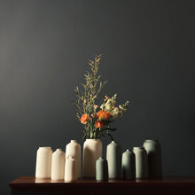 Load image into Gallery viewer, Bouquet Vase (Medium) - Gray
